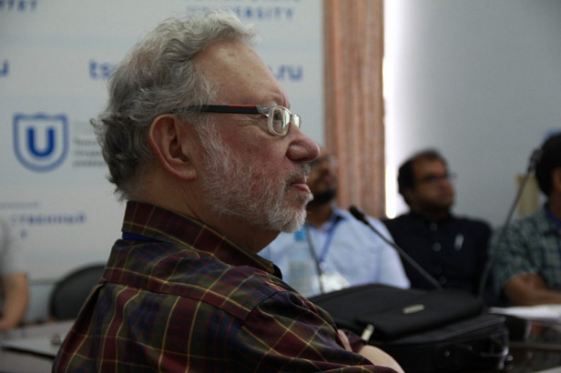 Группы и квандлы в маломерной топологии 2019